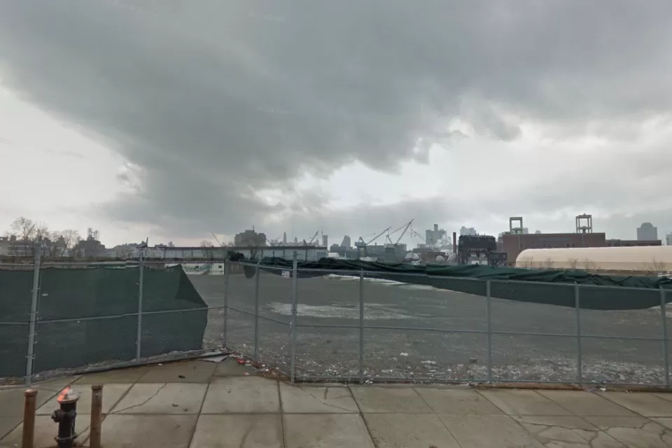 Kent Ave